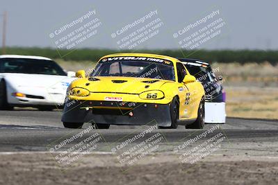 media/Jun-21-2025-Nasa (Sat) [[56b2c04f0e]]/Race Group B/Qualifying/